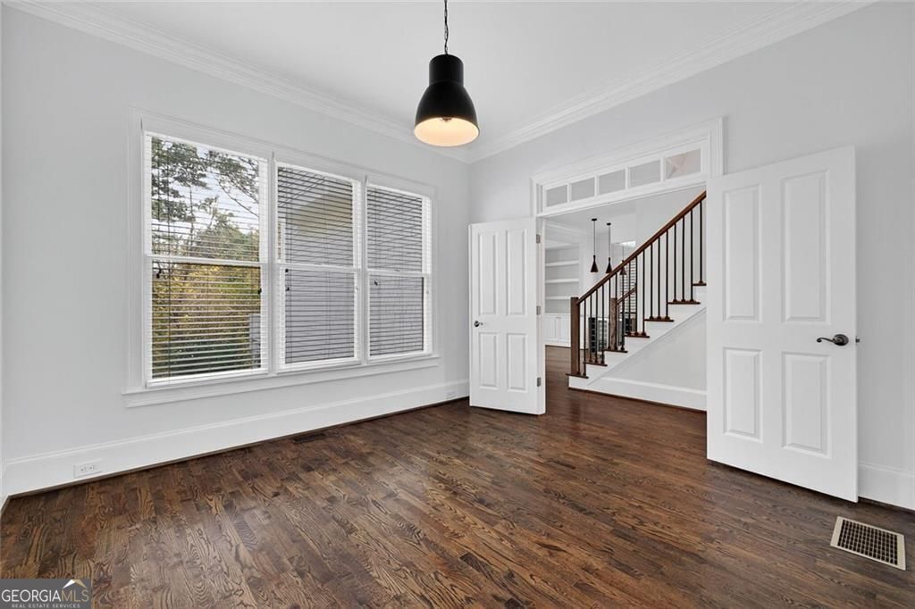 Decatur, Georgia 30033, United States, 5 Bedrooms Bedrooms, ,5 BathroomsBathrooms,Residential,Active,241838