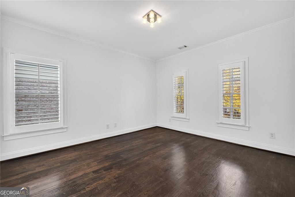 Decatur, Georgia 30033, United States, 5 Bedrooms Bedrooms, ,5 BathroomsBathrooms,Residential,Active,241838