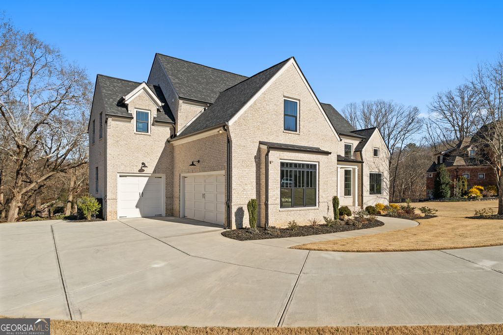 Photo of 568 Versailles Drive, Auburn, GA 30011 (MLS # 10757135)