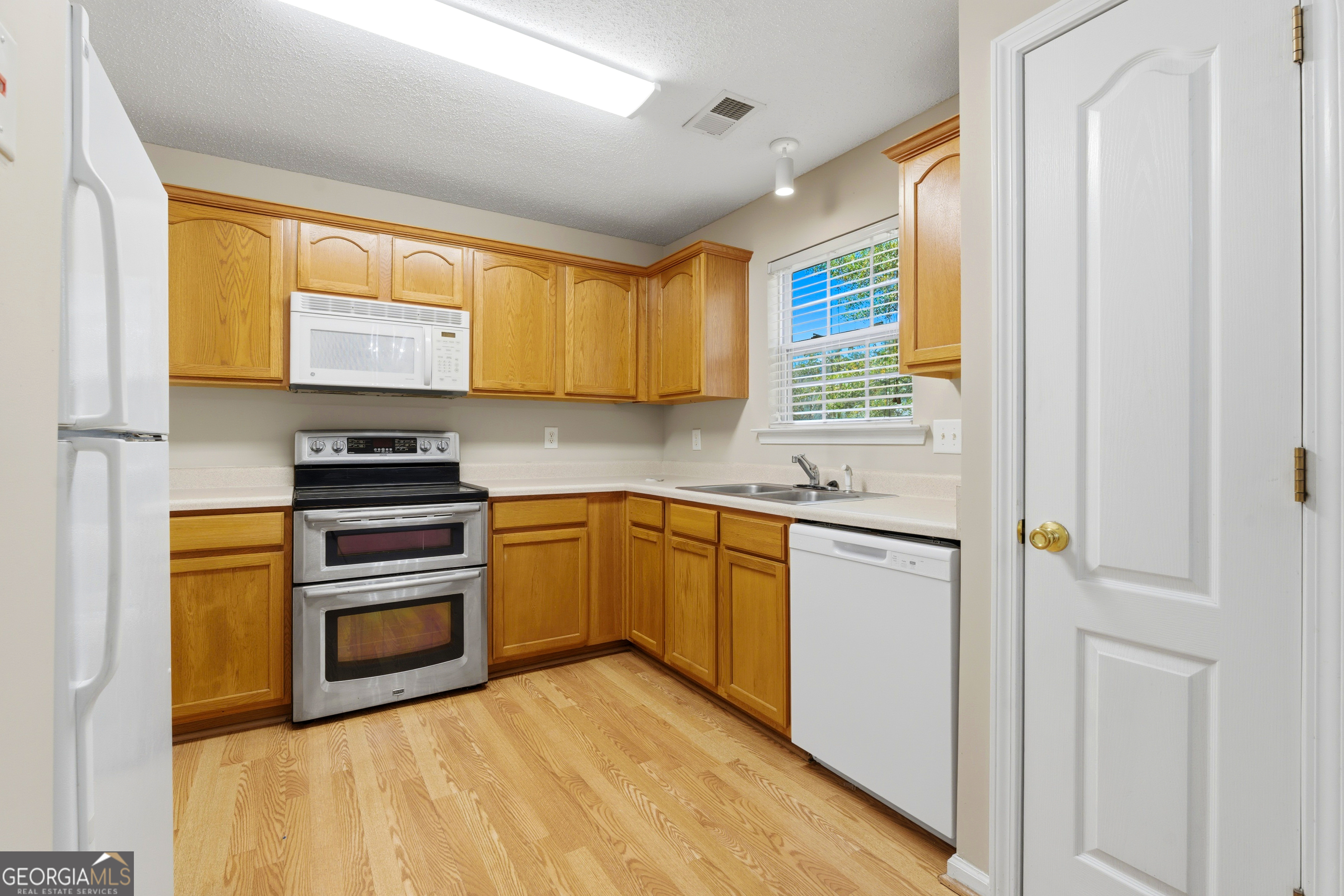 Fox Creek - Residential