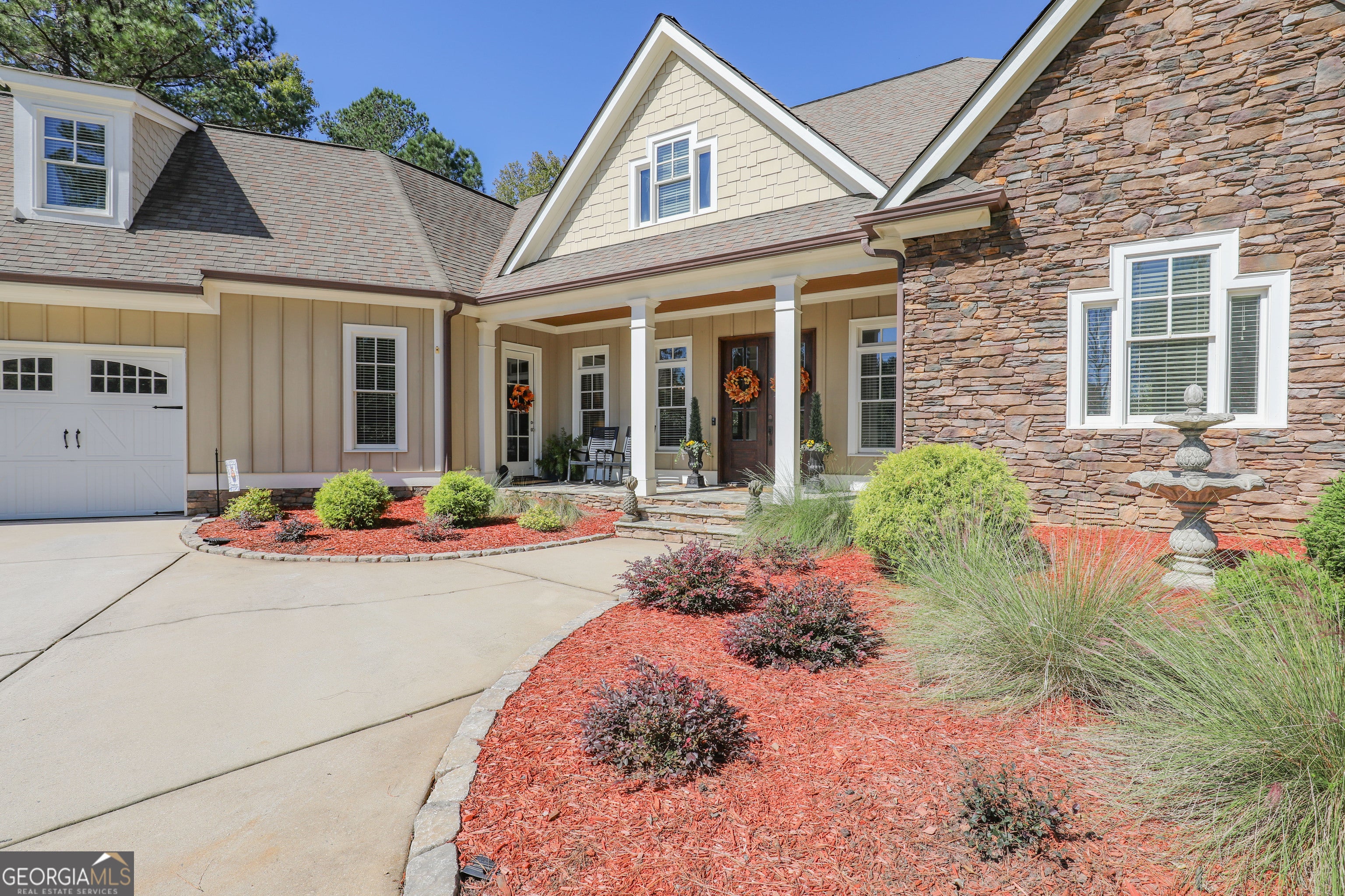 211 Arbor WAY