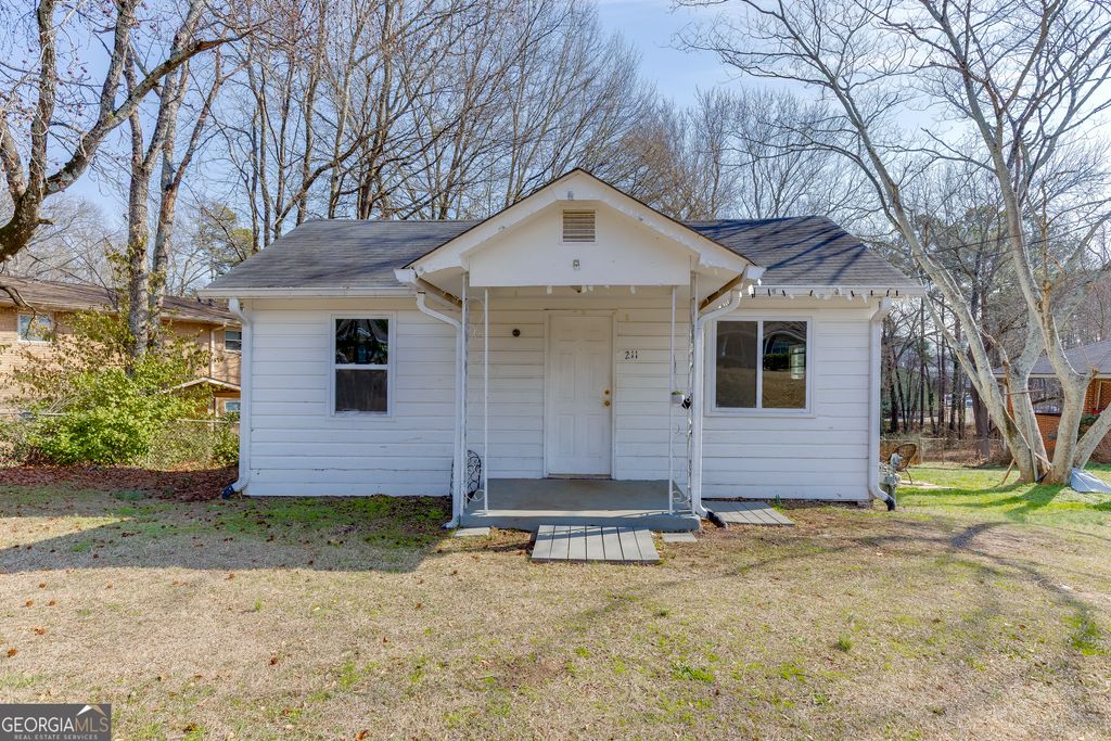 Photo of 211 Stone Mountain Street, Lawrenceville, GA 30046 (MLS # 10683570)