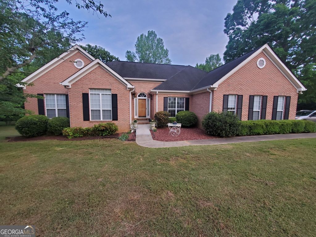 Photo of 234 Jade Way, Maysville, GA 30558 (MLS # 10753609)