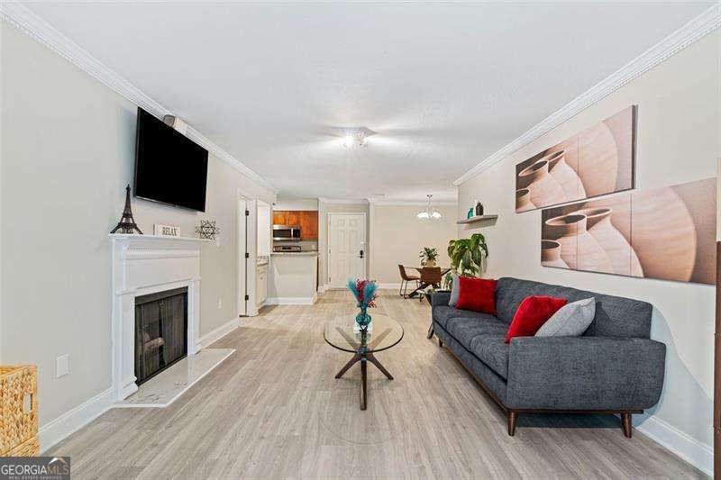 LENOX HEIGHTS - Residential