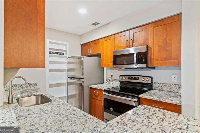 LENOX HEIGHTS - Residential