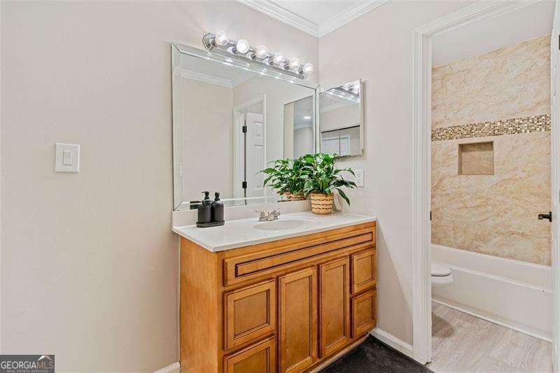 LENOX HEIGHTS - Residential