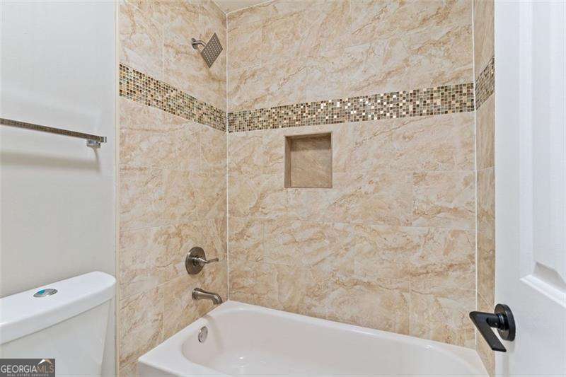 LENOX HEIGHTS - Residential
