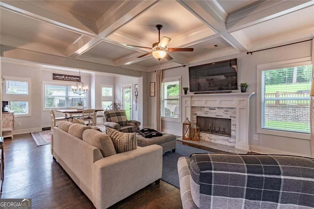 218 Ivey DR