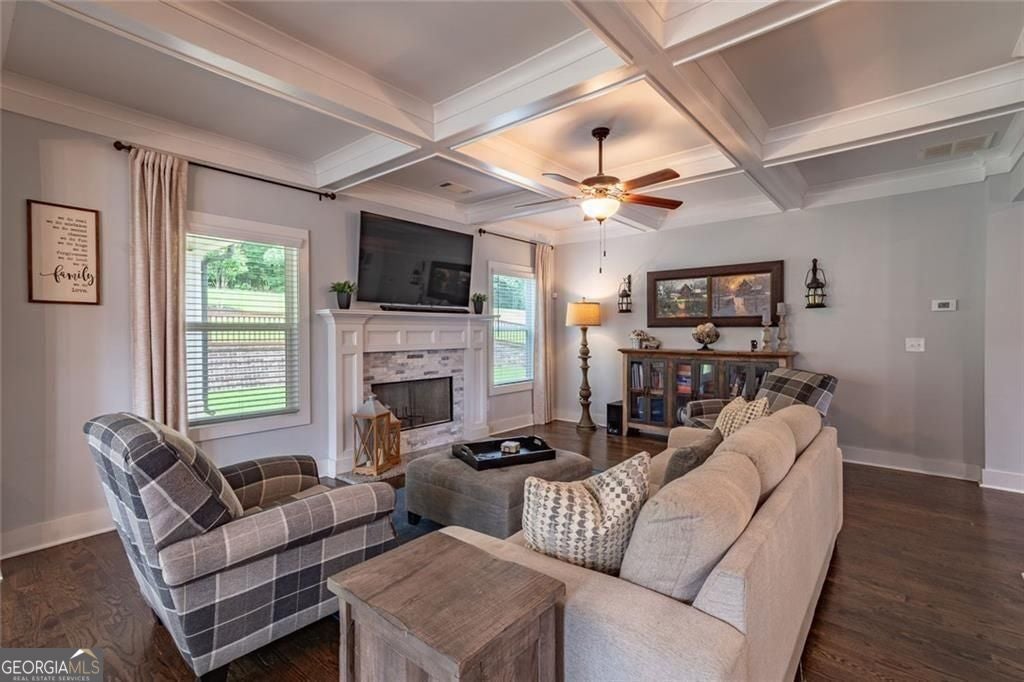 218 Ivey DR