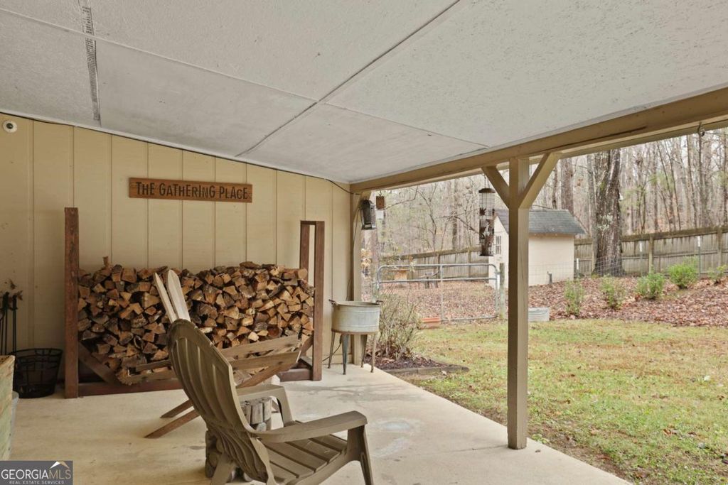 Photo of 125 Red Mountain Road, Dallas, GA 30157 (MLS # 10655301)