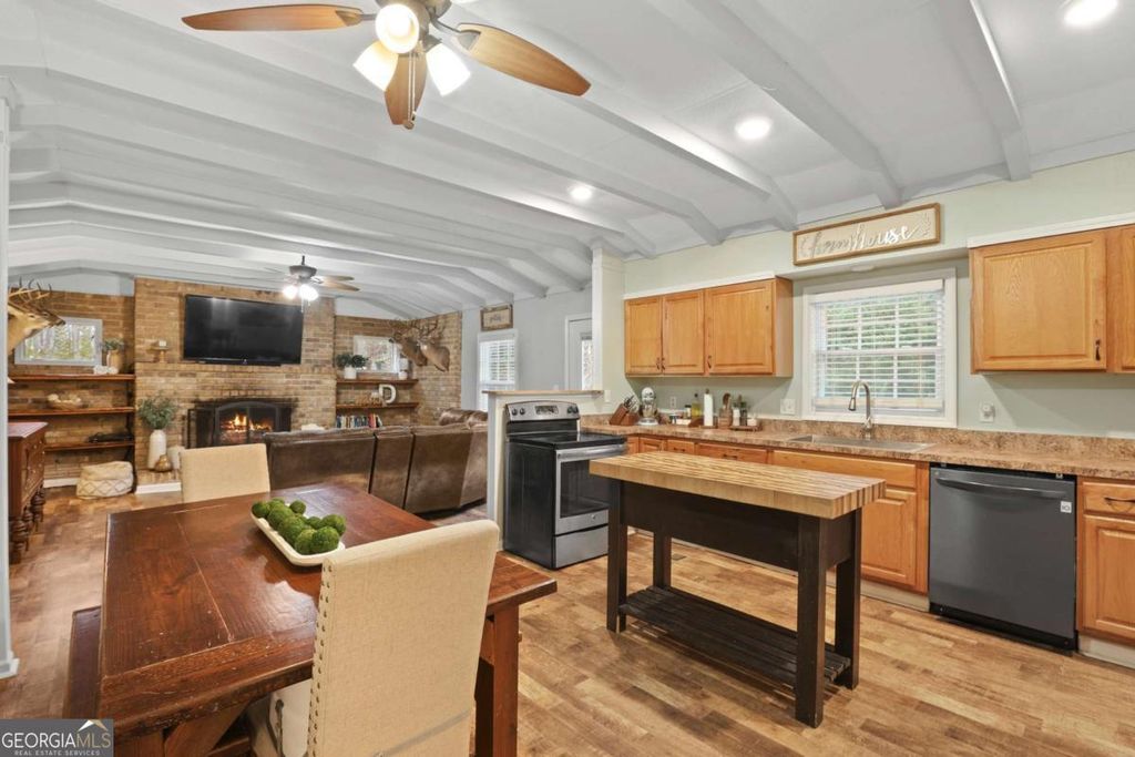 Photo of 125 Red Mountain Road, Dallas, GA 30157 (MLS # 10655301)