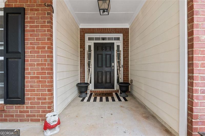 560 Golden Meadow DR