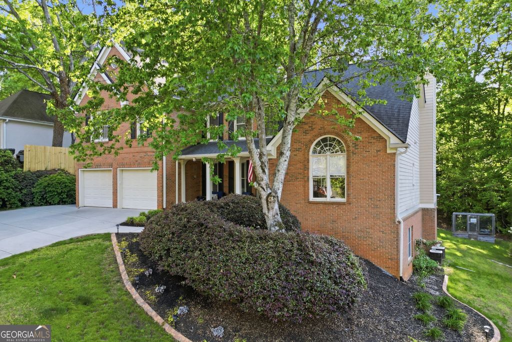 Photo of 1306 Benbrooke Lane NW, Acworth, GA 30101 (MLS # 10735821)