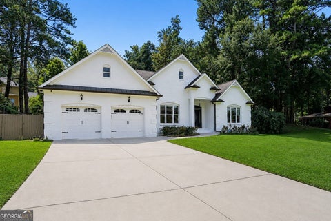 Photo of 1425 Pineway Drive NE, Atlanta, GA 30329 (MLS # 10834729)