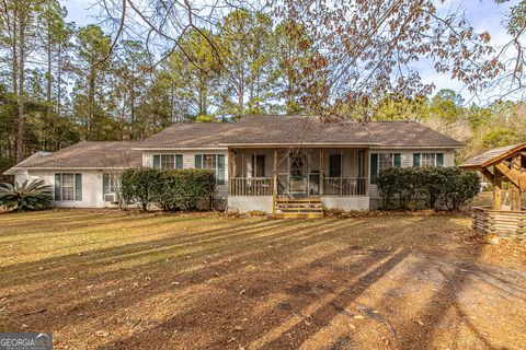 A home in White Oak