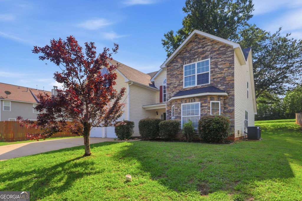Photo of 2003 Reflective Waters Road, Villa Rica, GA 30180 (MLS # 10810960)
