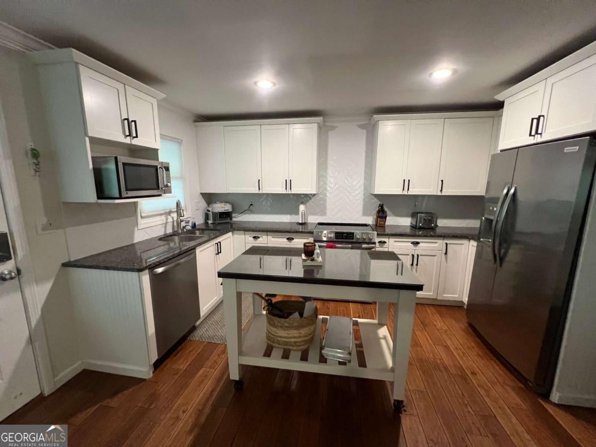 9010 B-1 Prestige LN 1