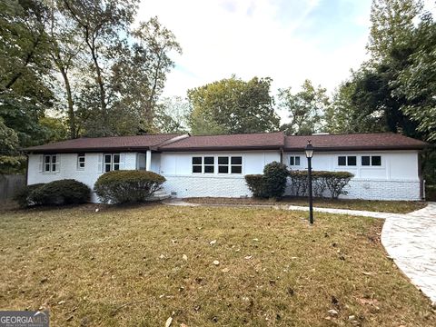 3293 Valleydale DR SW Atlanta GA 30311