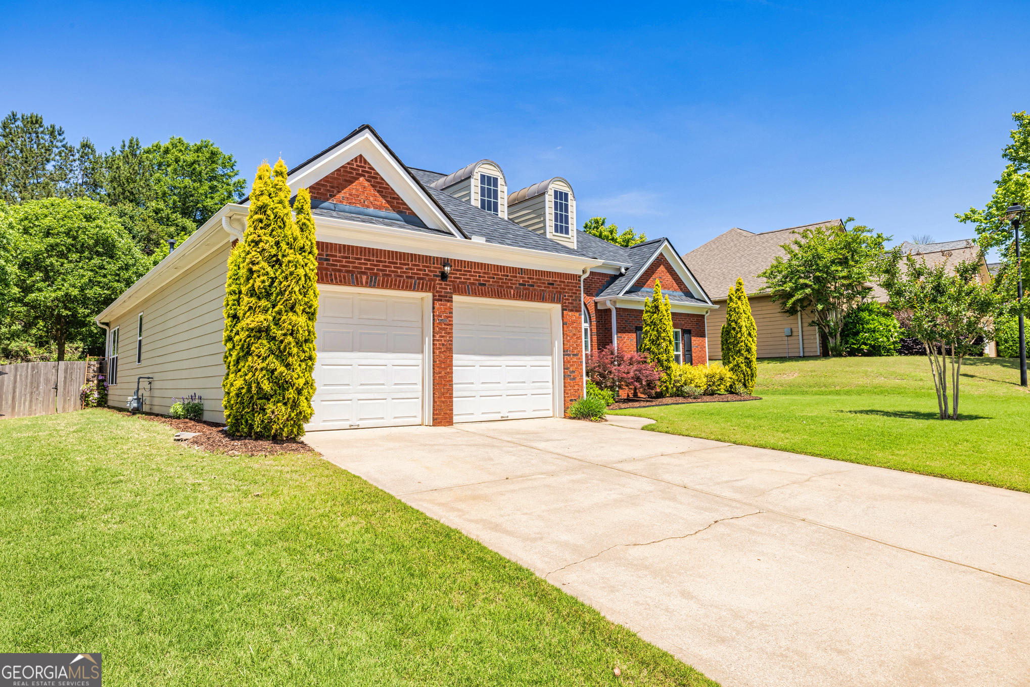 293 Granite WAY