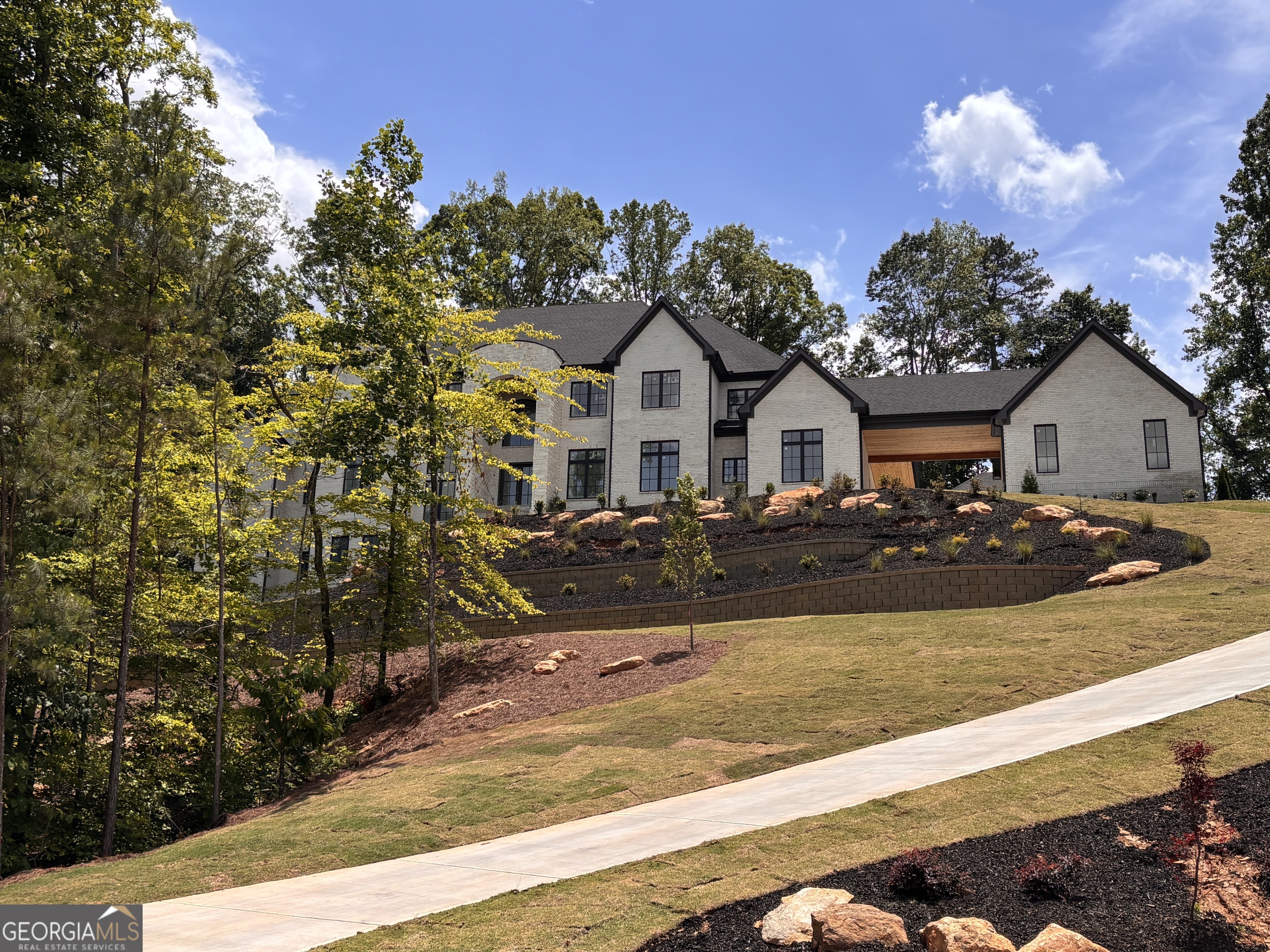 238 Traditions DR