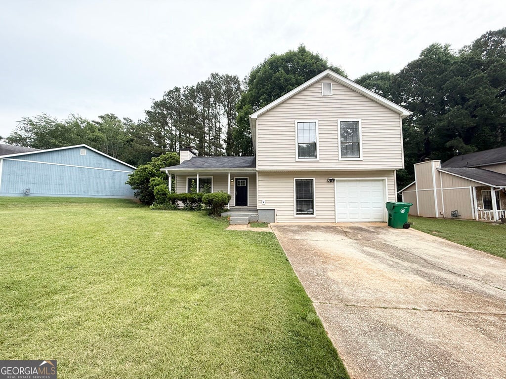 Photo of 1061 Mainstreet Lake Drive, Stone Mountain, GA 30088 (MLS # 10829240)