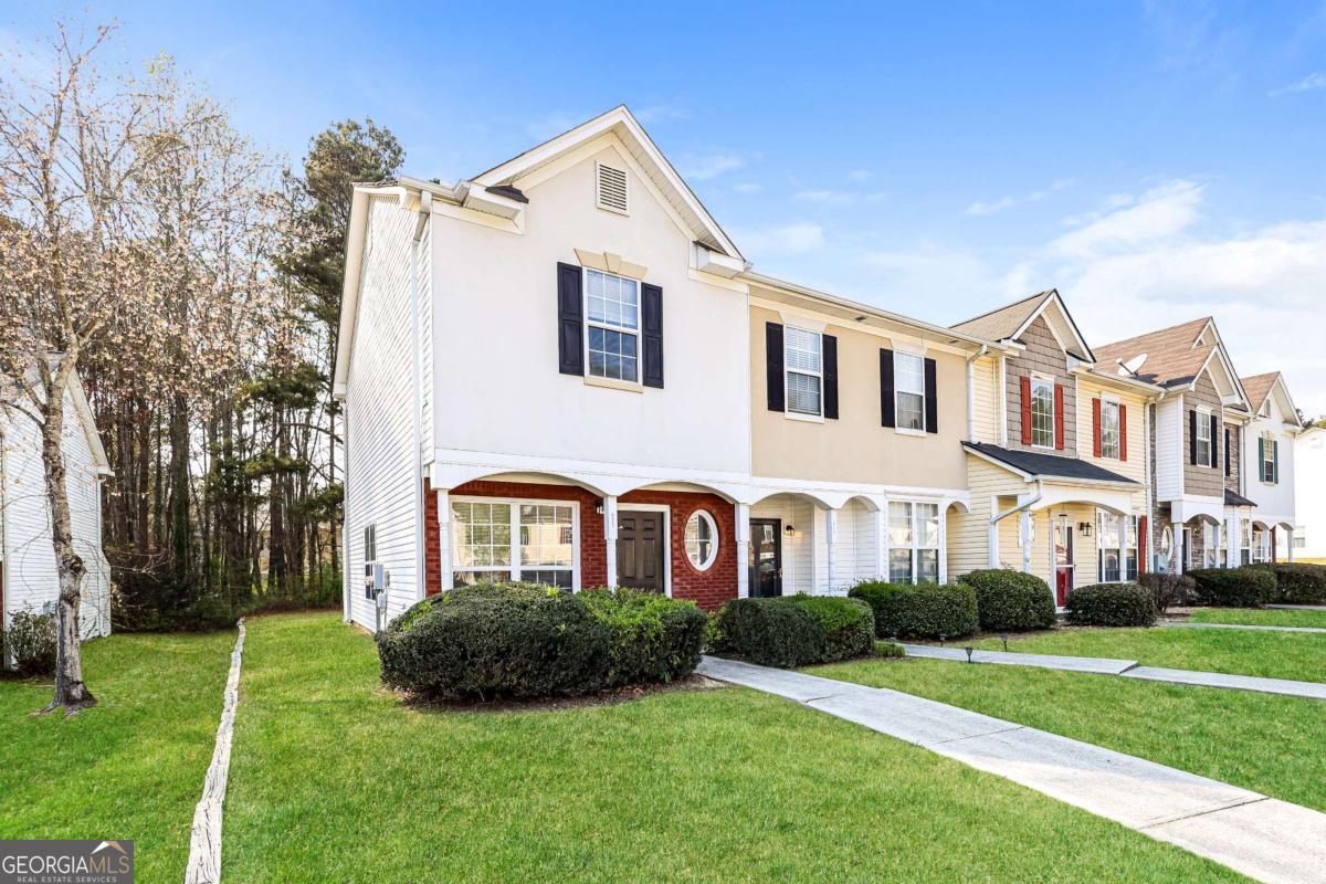 6117 Camden Forrest CV