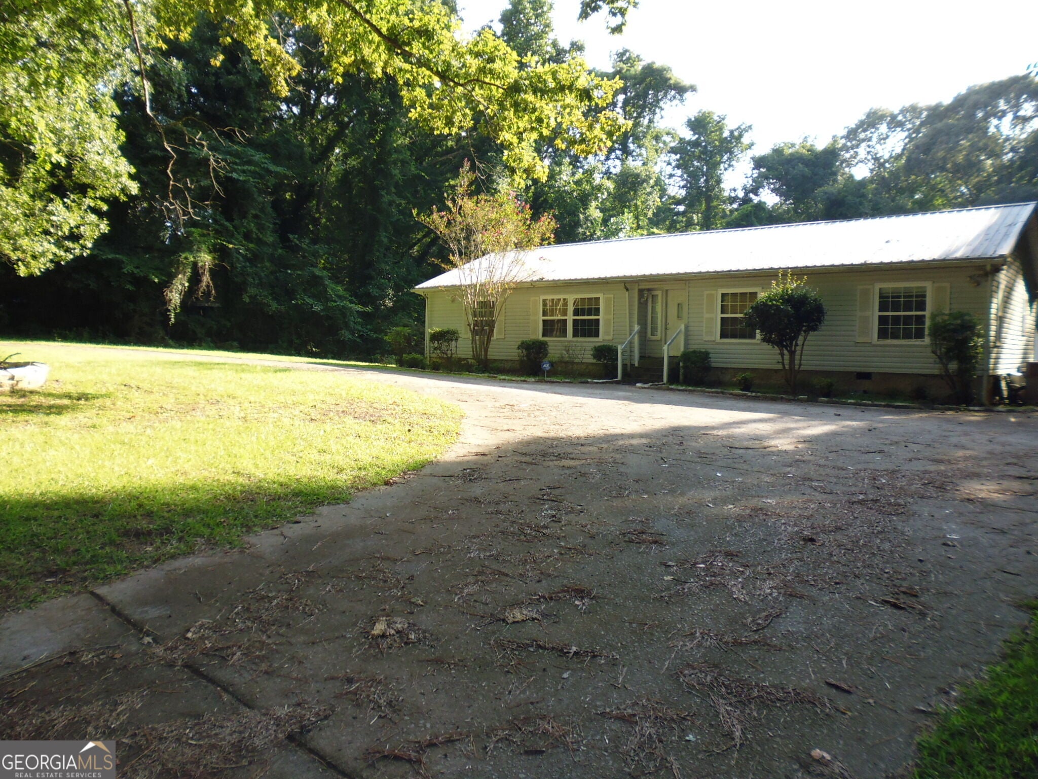 1217 Vaughn RD