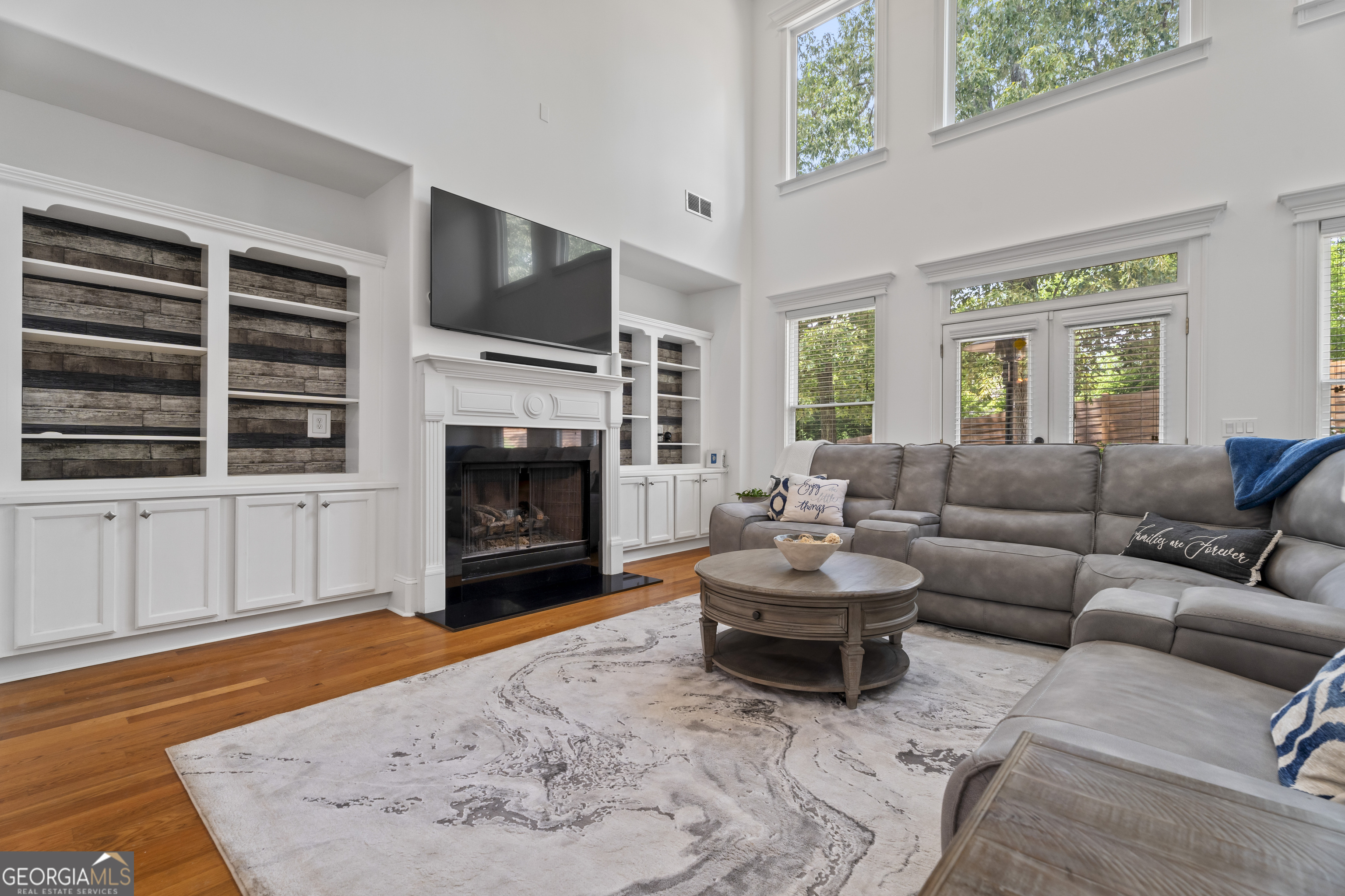 2265 Venture DR