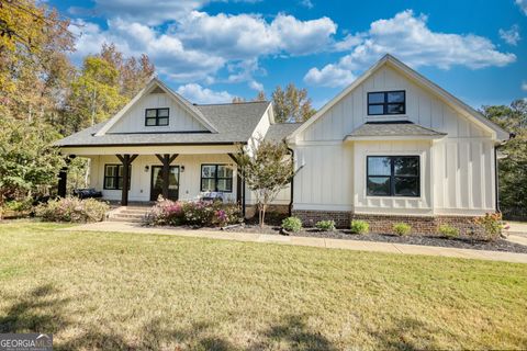 A home in Arnoldsville