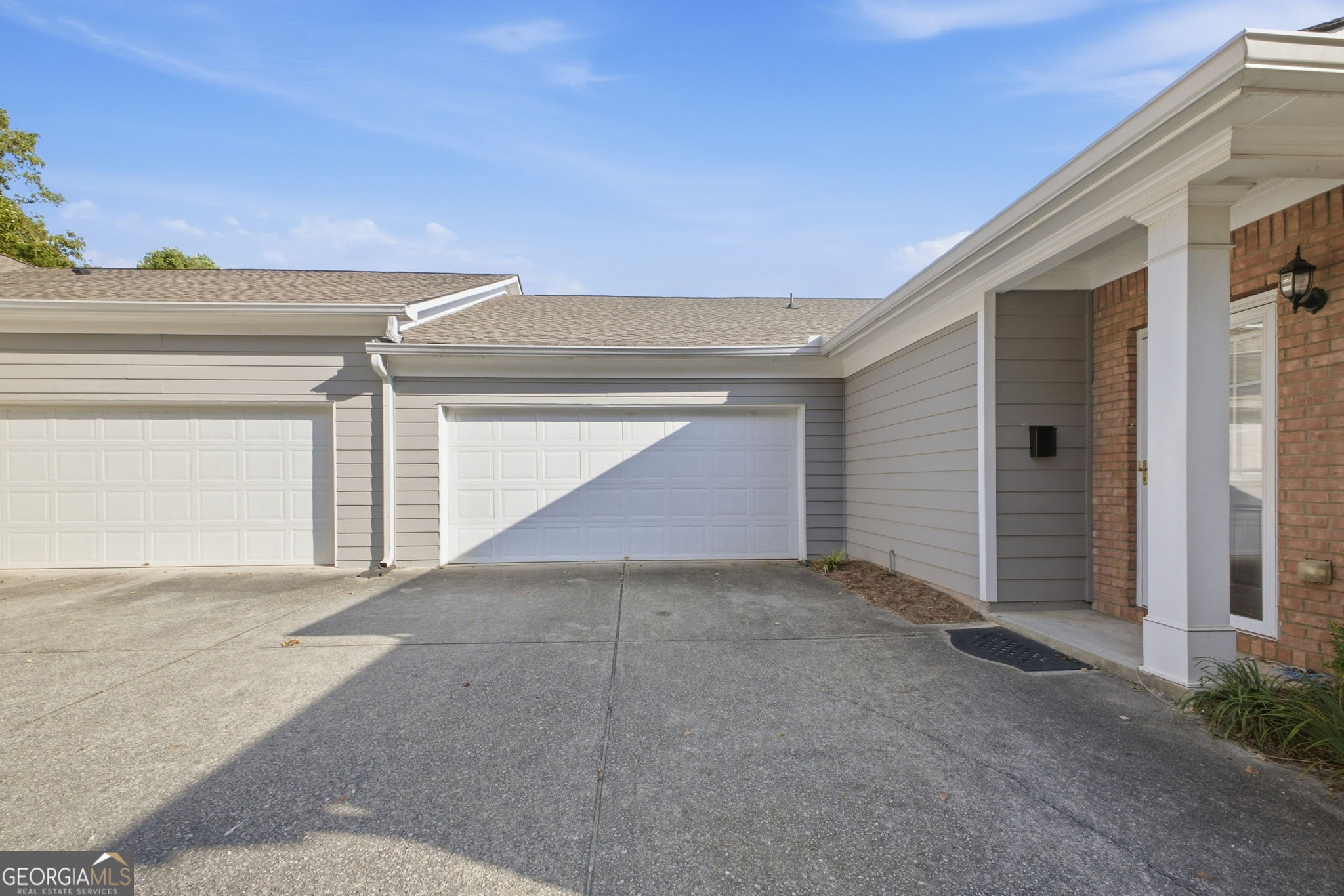 528 Camry CIR