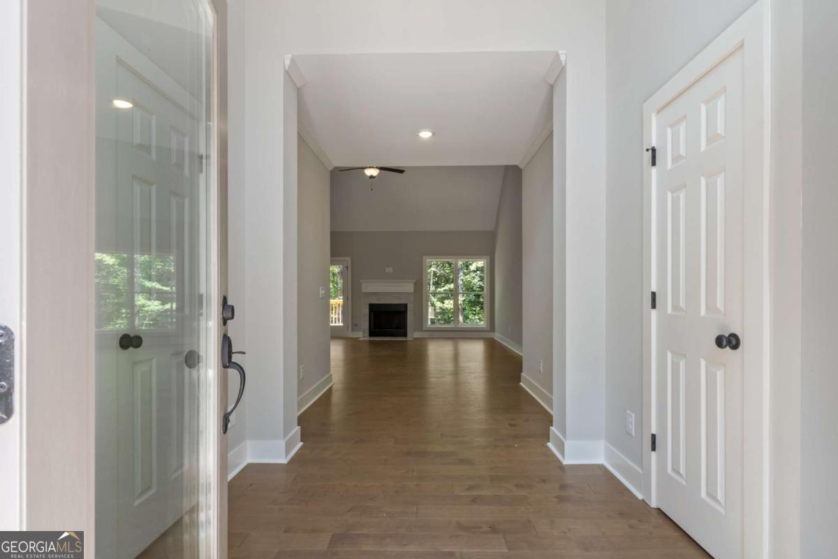 380 Ansley DR