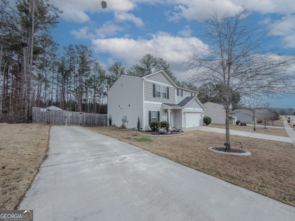 Photo of 340 Arthurs Lane, Covington, GA 30016 (MLS # 10670617)