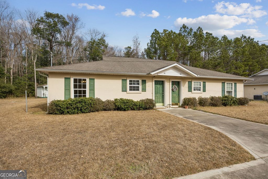 Photo of 601 E Lawnwood Avenue, Kingsland, GA 31548 (MLS # 10685883)