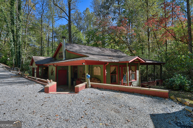 31 Creekside LN