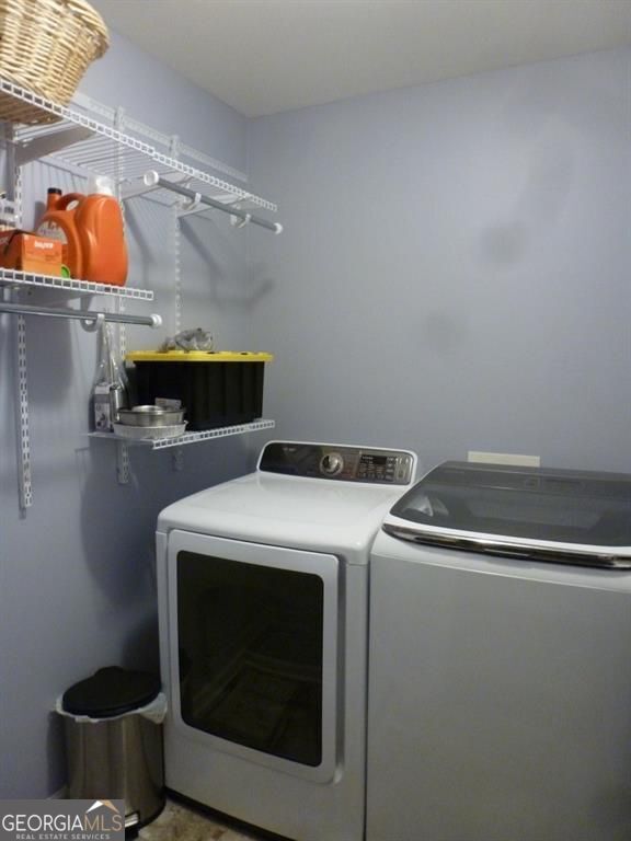 Dacula, Georgia 30019, United States, 3 Bedrooms Bedrooms, ,2 BathroomsBathrooms,Residential,Active,251750