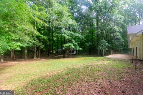 A home in Newnan