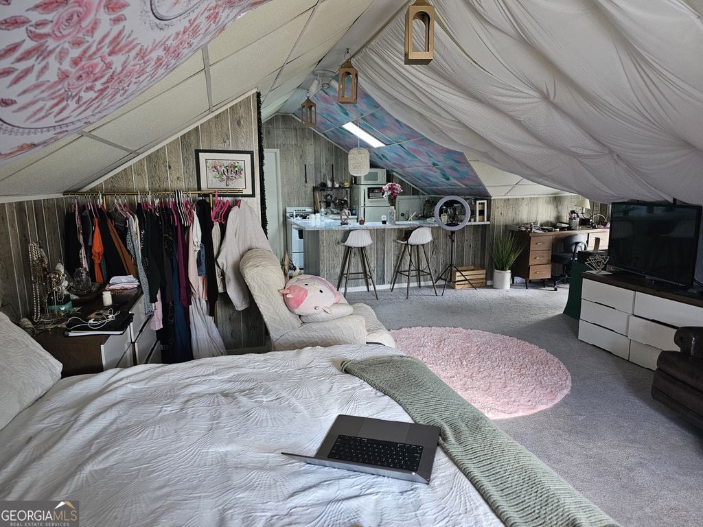 Photo of 2111 Fairhaven Circle NE #UPSTAIRS, Atlanta, GA 30305 (MLS # 10706085)