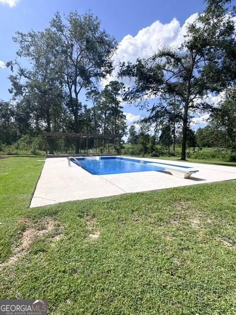 1725 Green Acres DR