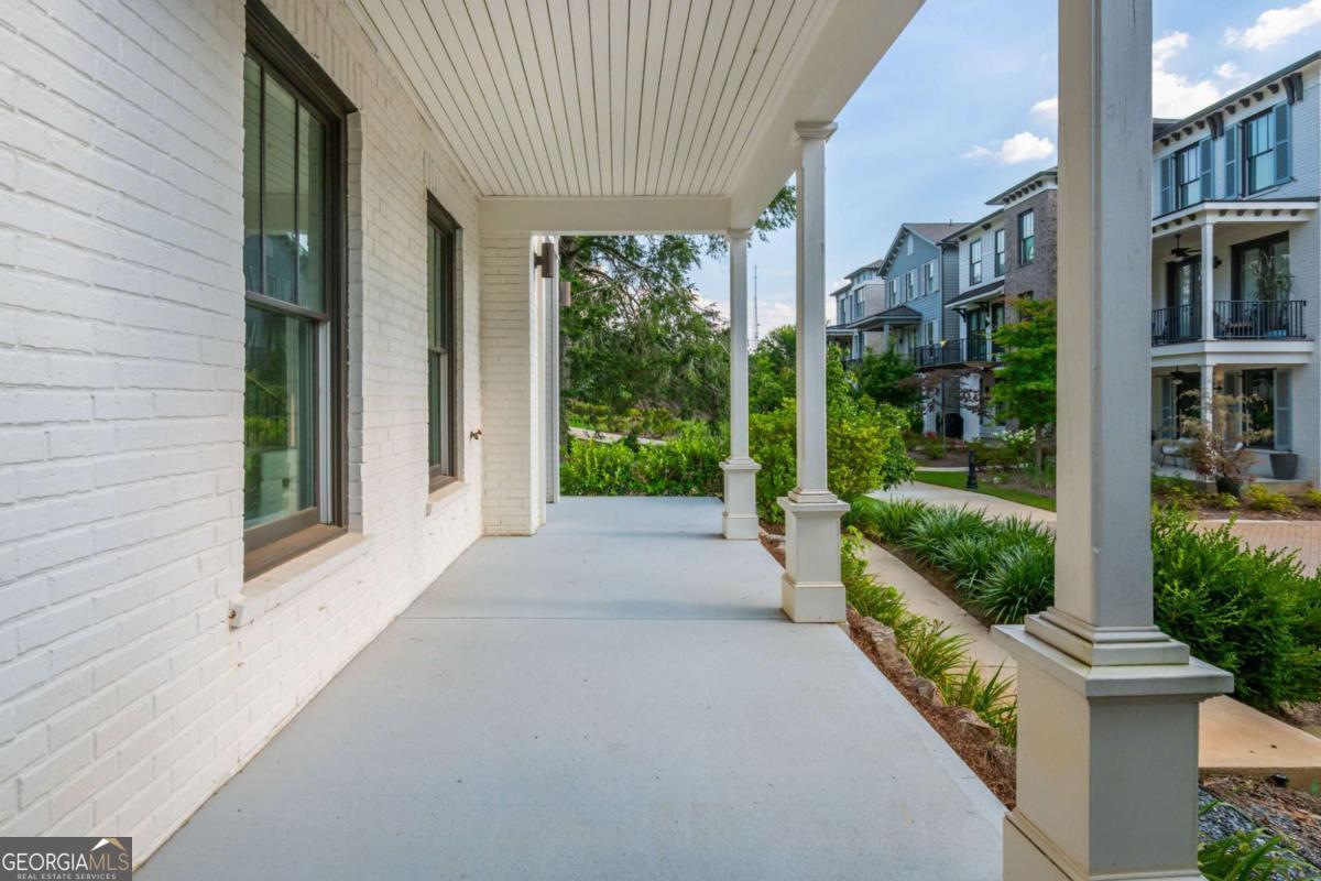 100 Villa Magnolia LN