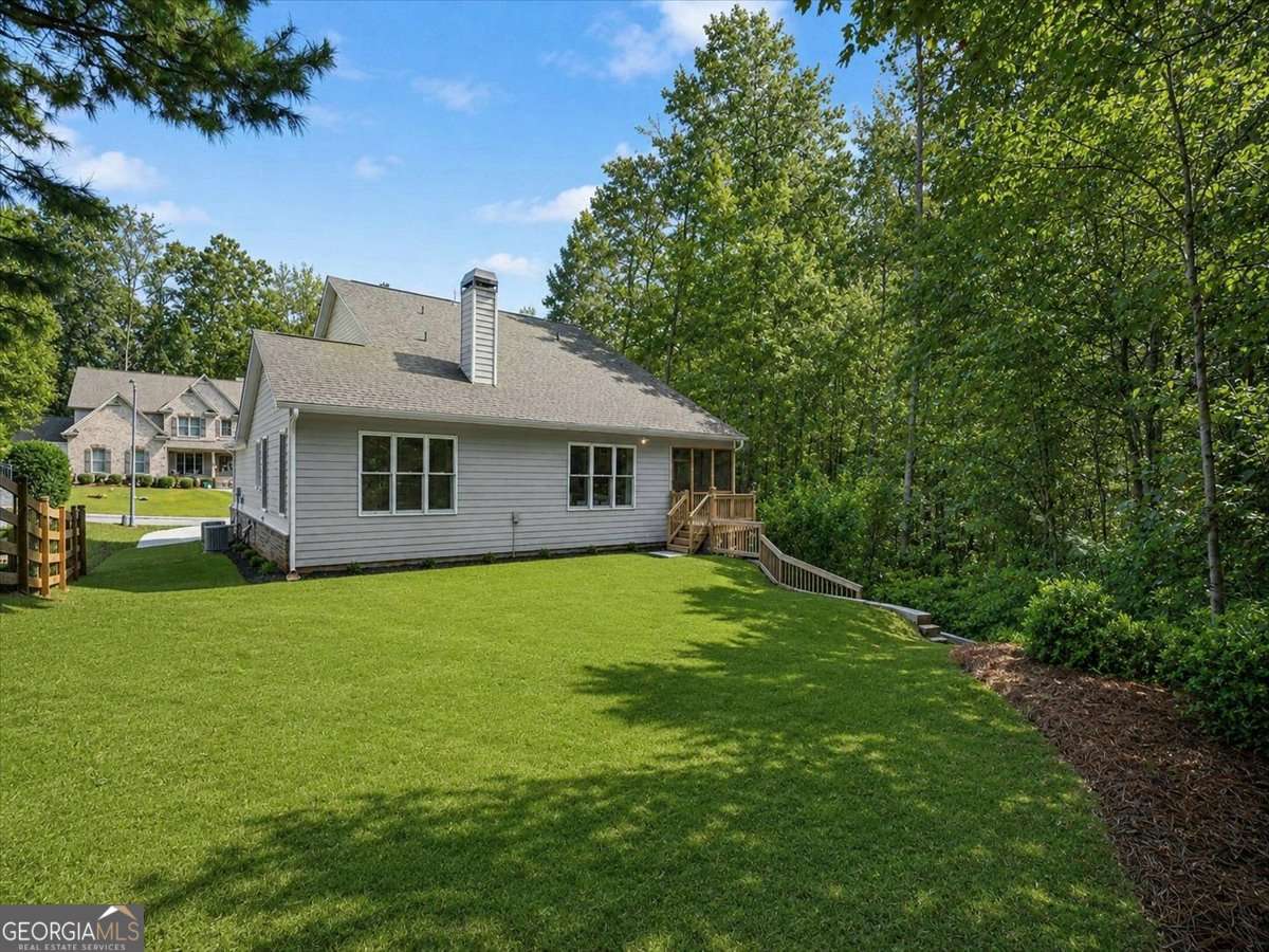 1415 Sutters Pond DR NW