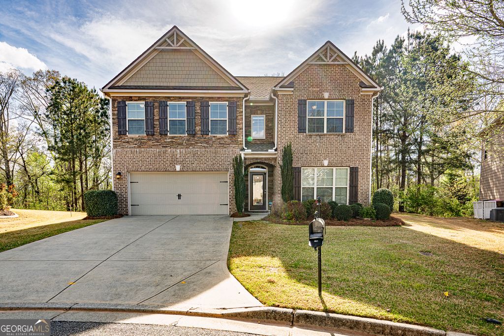Photo of 4355 Griffin Trail Way, Cumming, GA 30041 (MLS # 10728796)
