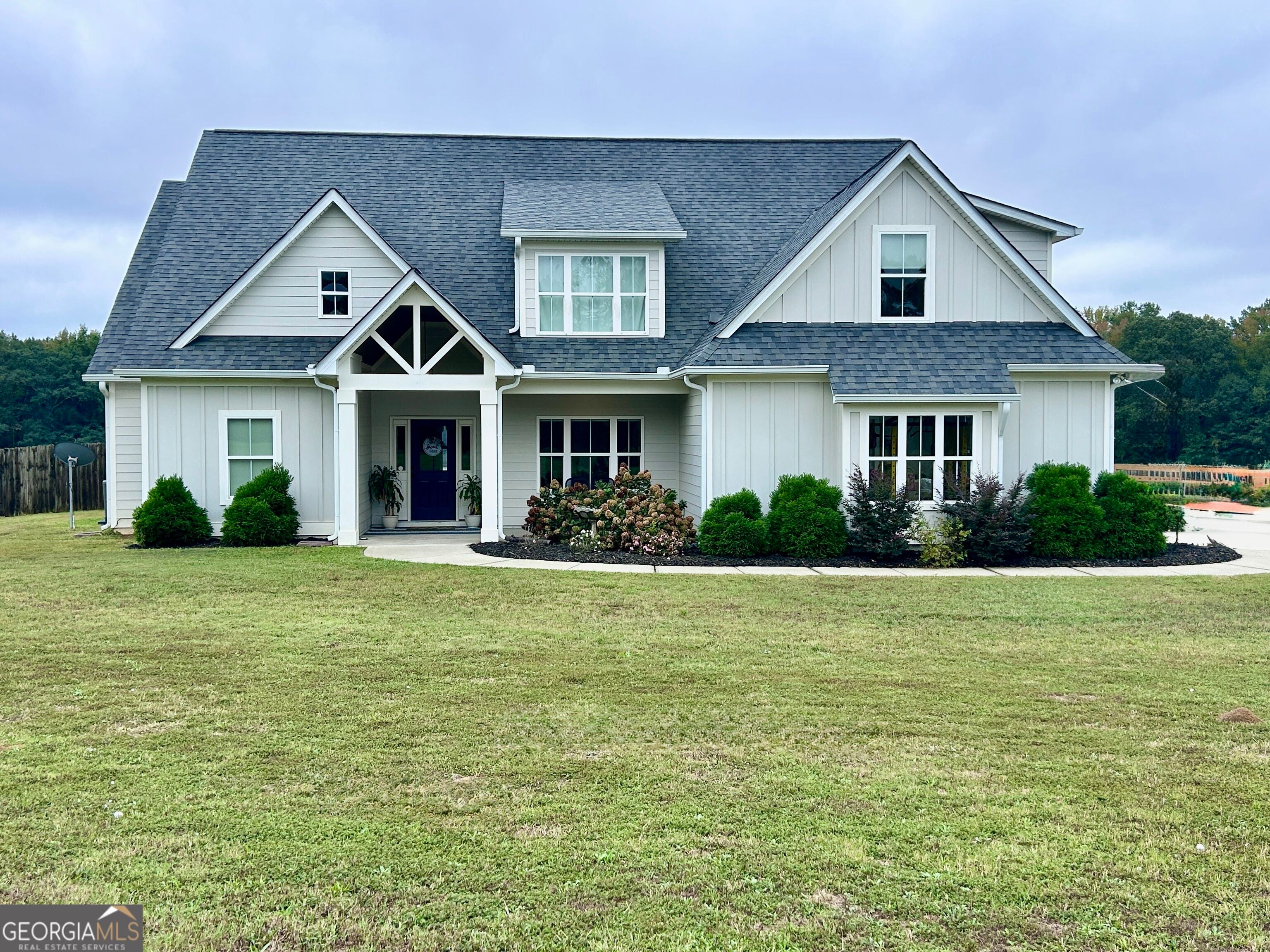 1072 Gray Girls RD