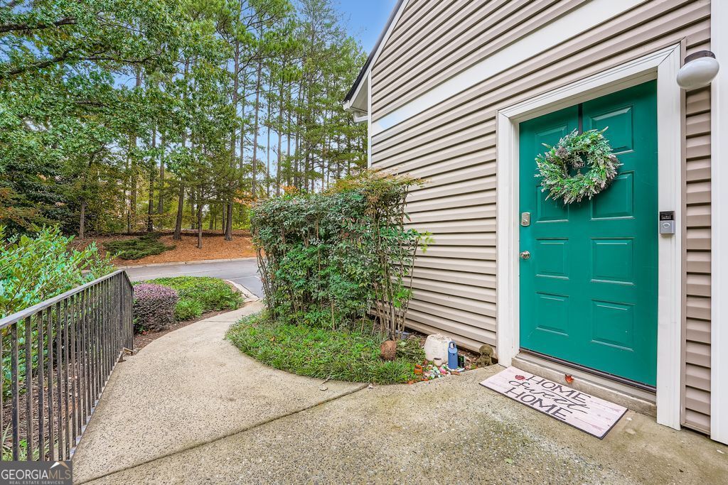 1507 WYNNES RIDGE CIR SE