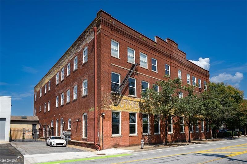 490 Marietta ST NW 101