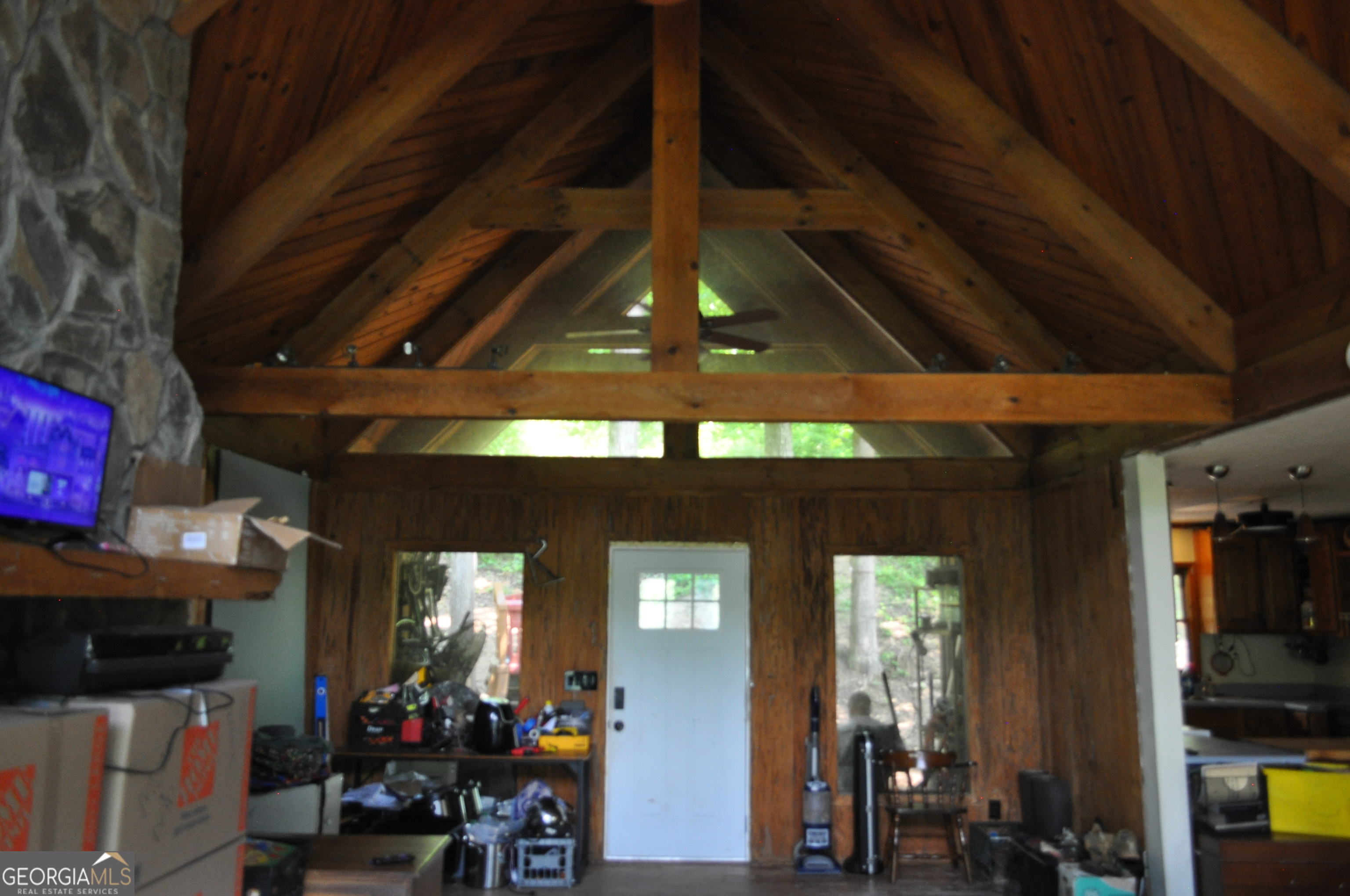 685 Rock Mills