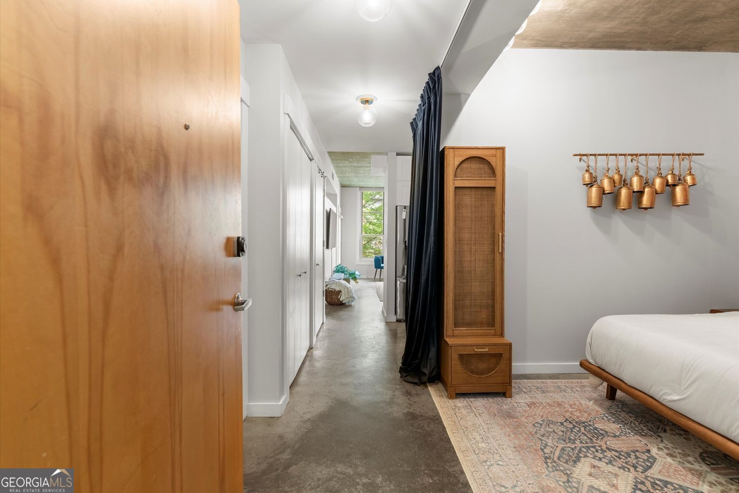 245 N Highland AVE NE 220