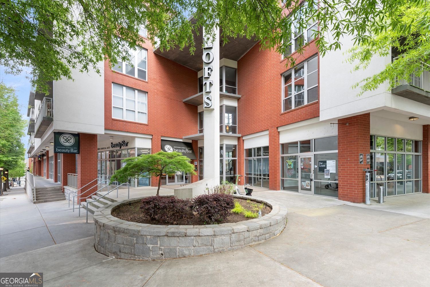 245 N Highland AVE NE 220