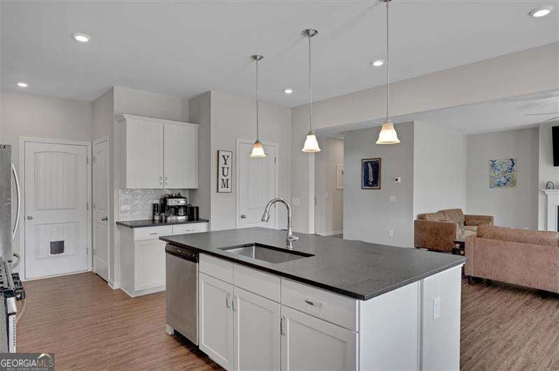 34 Rock Foot WAY SE