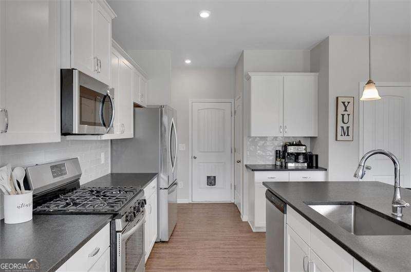 34 Rock Foot WAY SE
