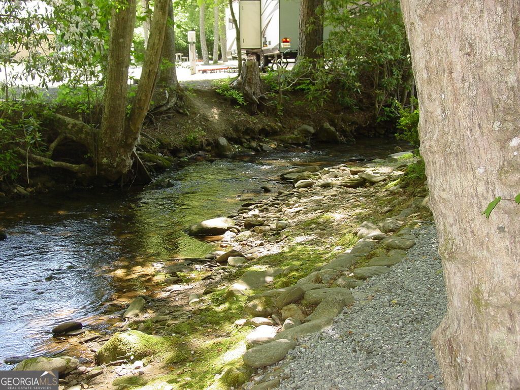 Photo of 1047 Creekside Drive, Hiawassee, GA 30546 (MLS # 10766946)